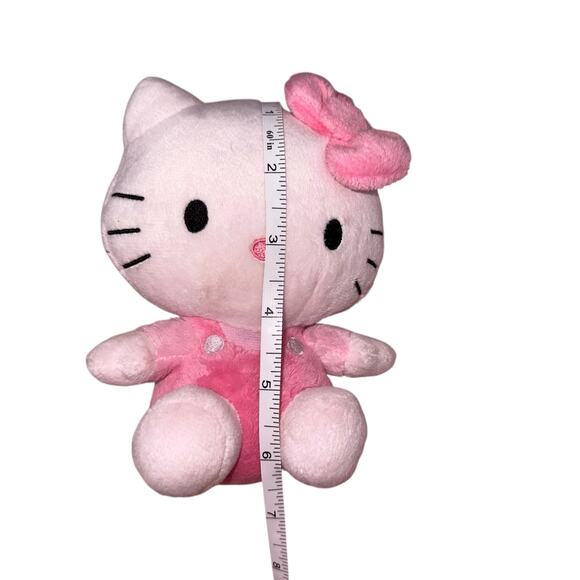 All Pink Hello Kitty Plush - Picture 6 of 6